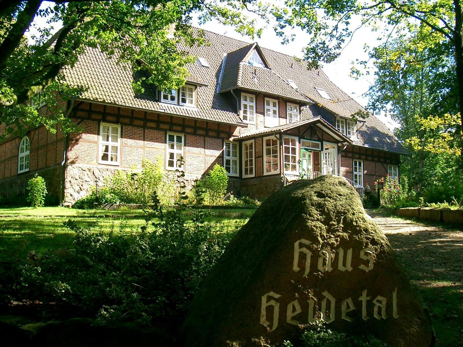 比斯平根Haus Heidetal住宿加早餐旅馆 外观 照片